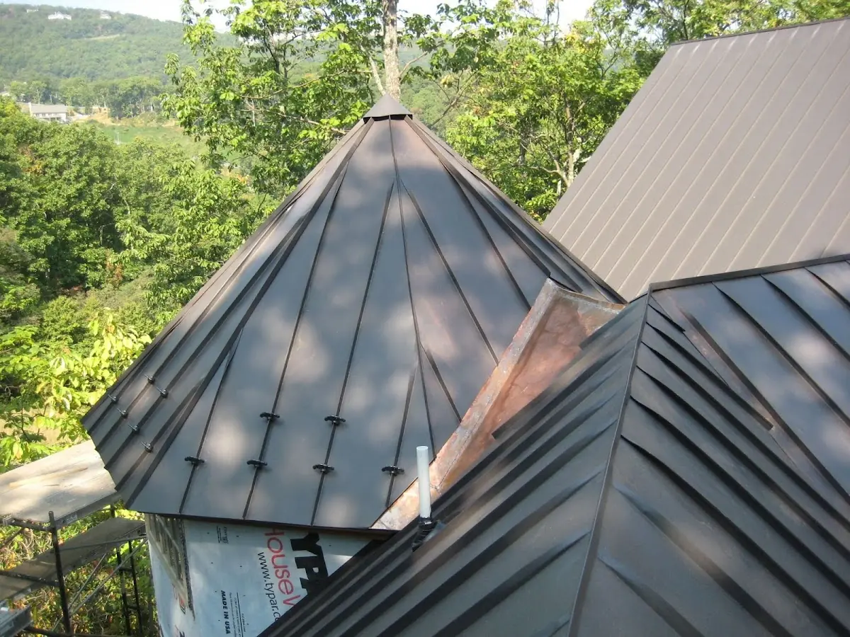 Professional Roof Tarp Installation by Craftsman Roofing in Rosalind Heights